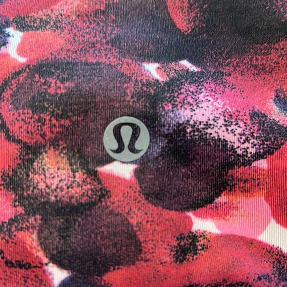 High rise lululemon wunder unders - Picture 4 of 5